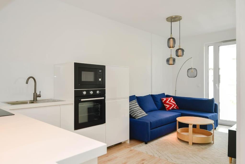 New Modern Apartment In City Center บราติสลาวา ภายนอก รูปภาพ